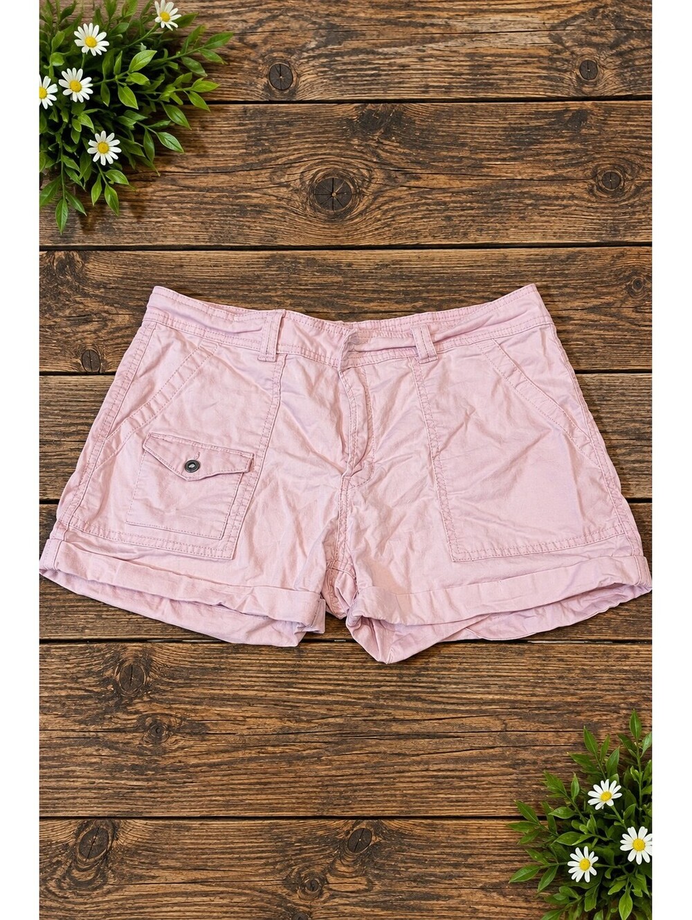 Light pink Time & Tru shorts sz 16